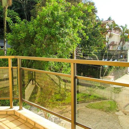 Apto a 600 metros da Praia Grande em Ubatuba SP Exterior foto