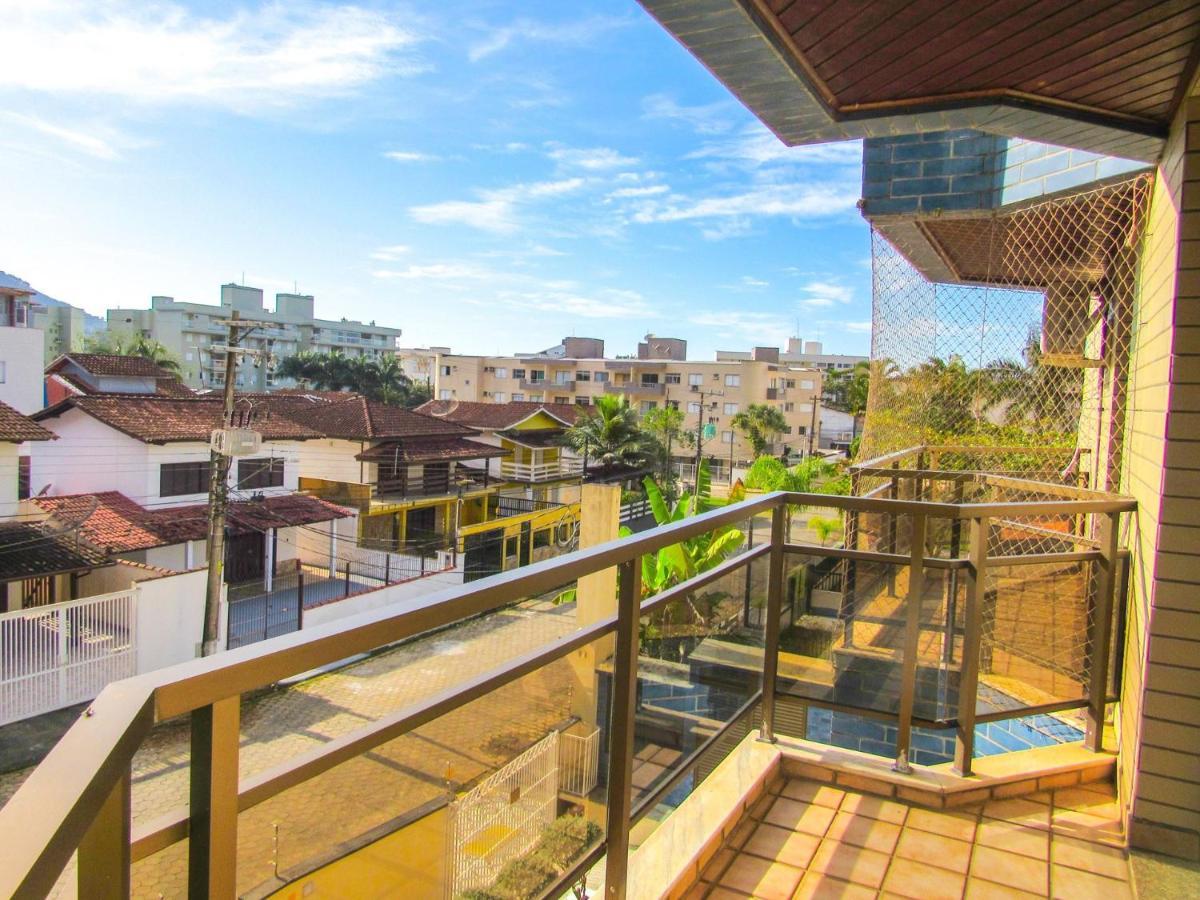 Apto a 600 metros da Praia Grande em Ubatuba SP Exterior foto